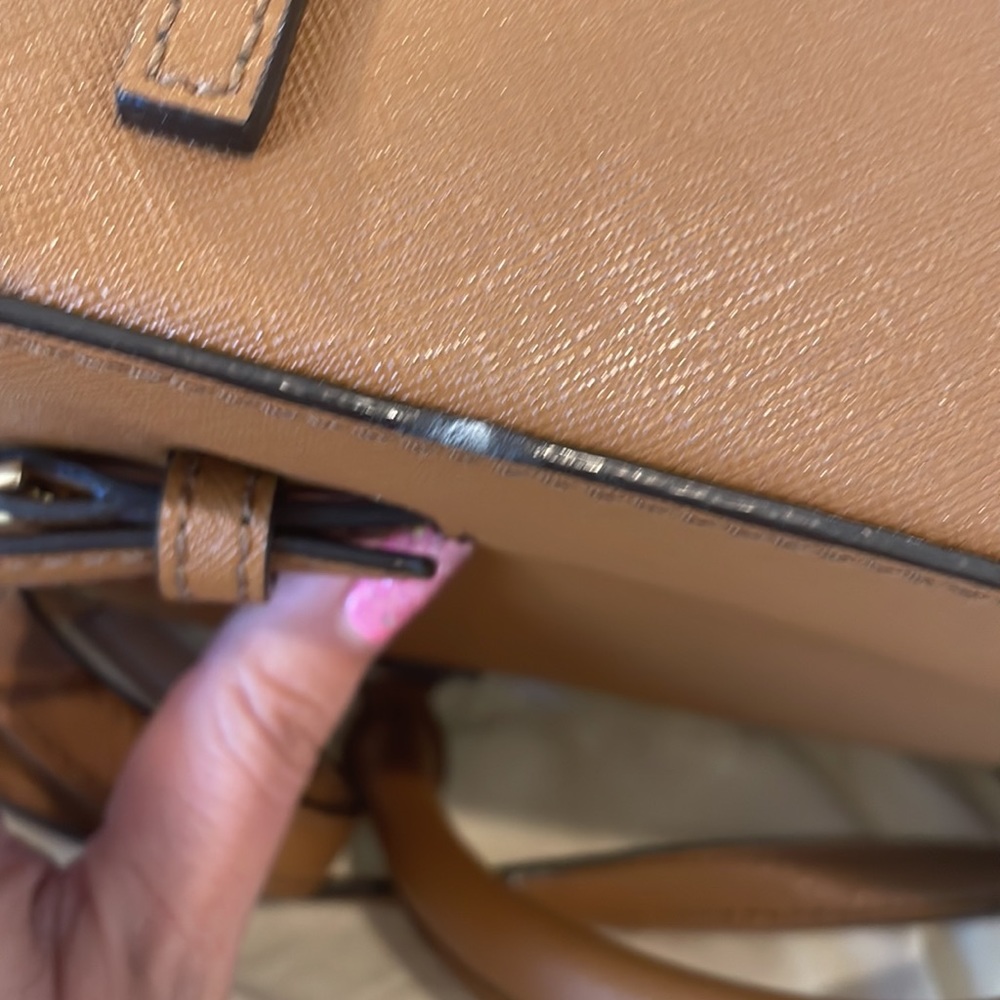 Tory Burch Leather Purse ๐ - Picture 7 of 14